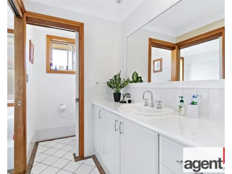 5 Northend Avenue, South Penrith NSW 2750