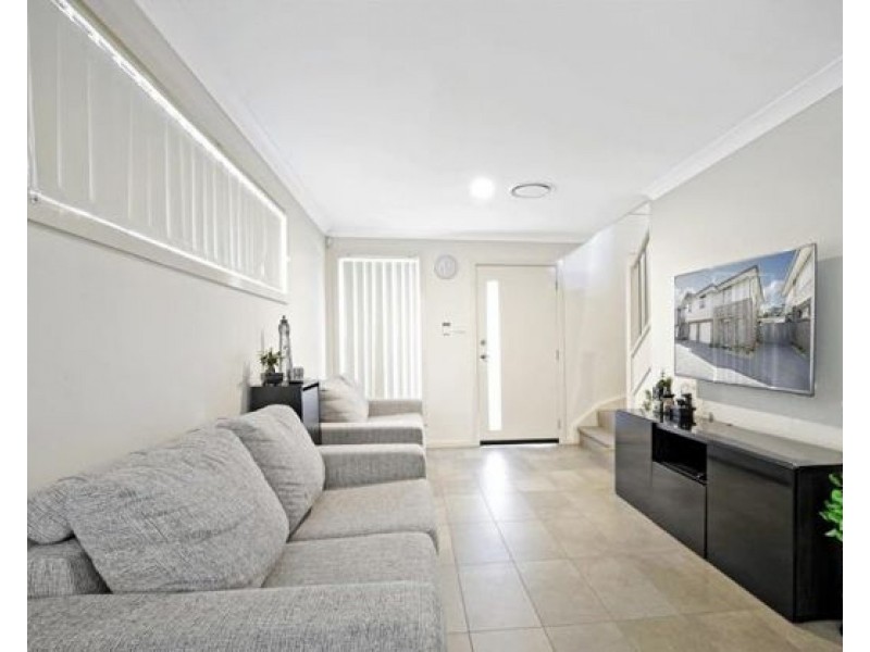 12 29-31 Collins Street, St Marys NSW 2760