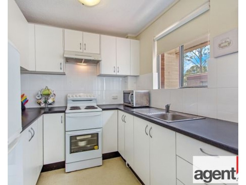 9F/9-19 York Road, Jamisontown NSW 2750