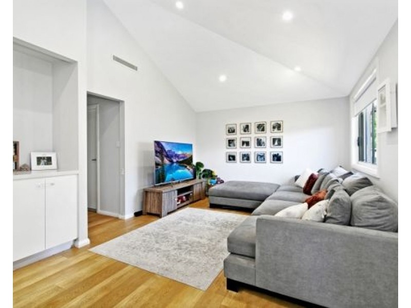 22 & 22A Moira Crescent, St Marys NSW 2760