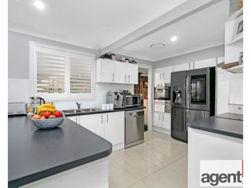 17 Carlyle Crescent, Cambridge Gardens NSW 2747