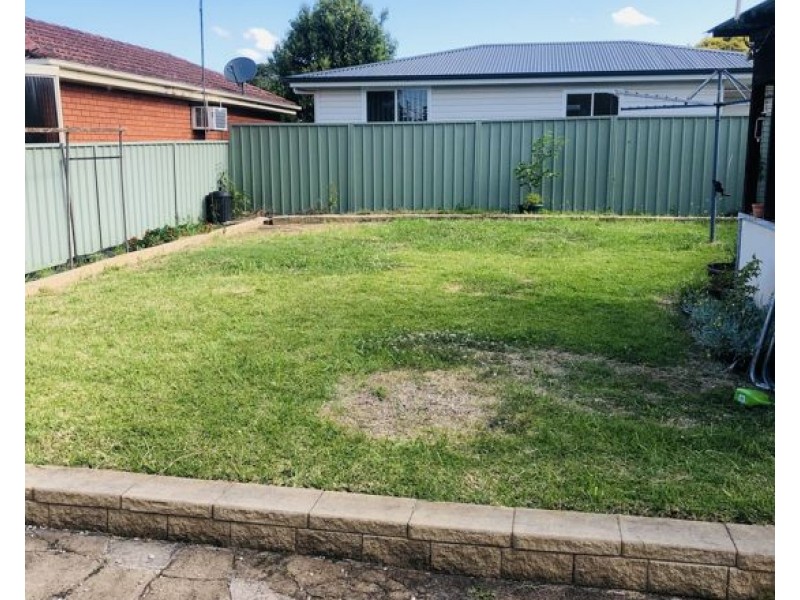32 Windermere Avenue, Cambridge Park NSW 2747