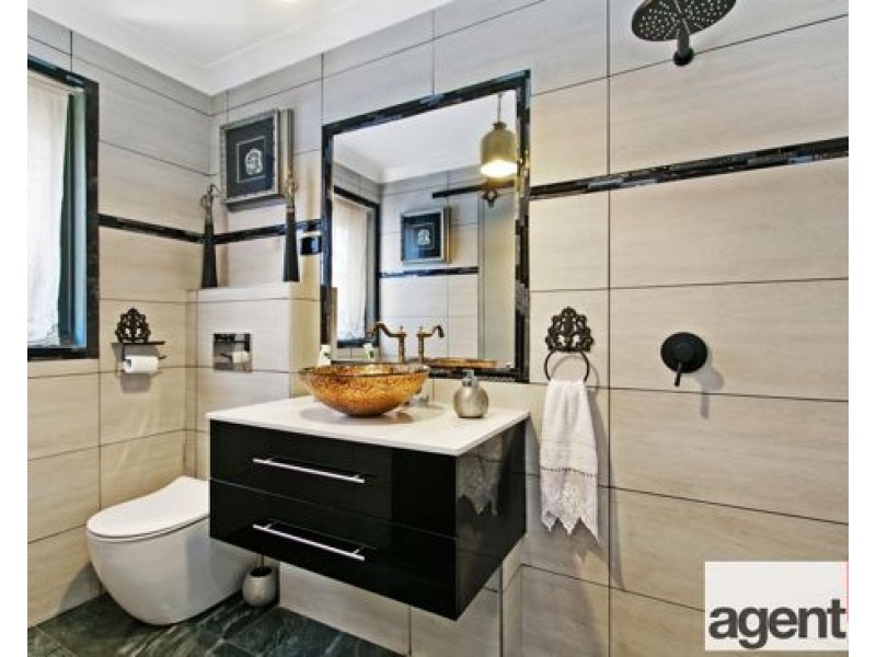 1 Tyson Place, Emu Plains NSW 2750