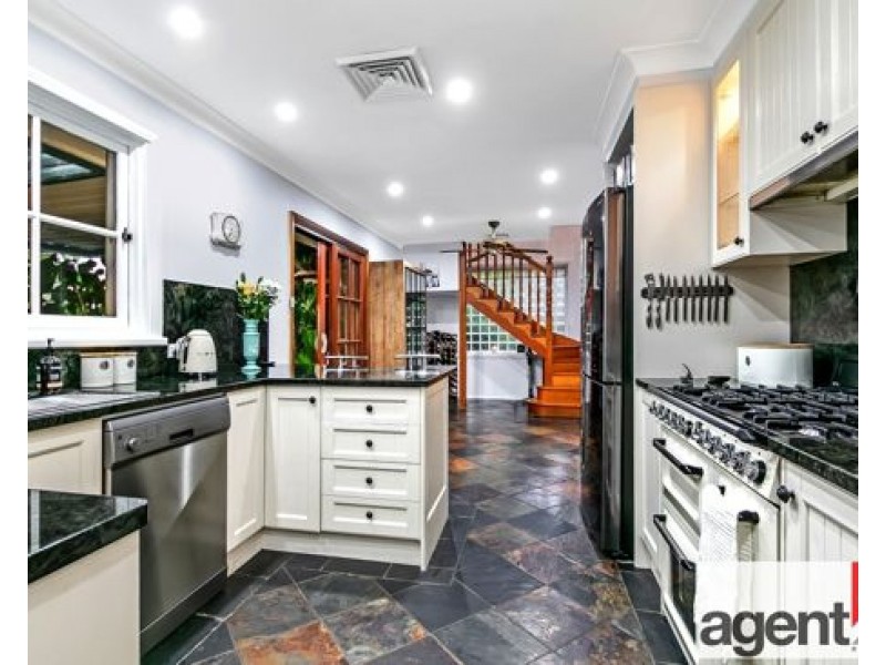 28 Yodalla Avenue, Emu Plains NSW 2750