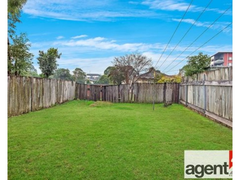 2/7 Hope Street, Penrith NSW 2750