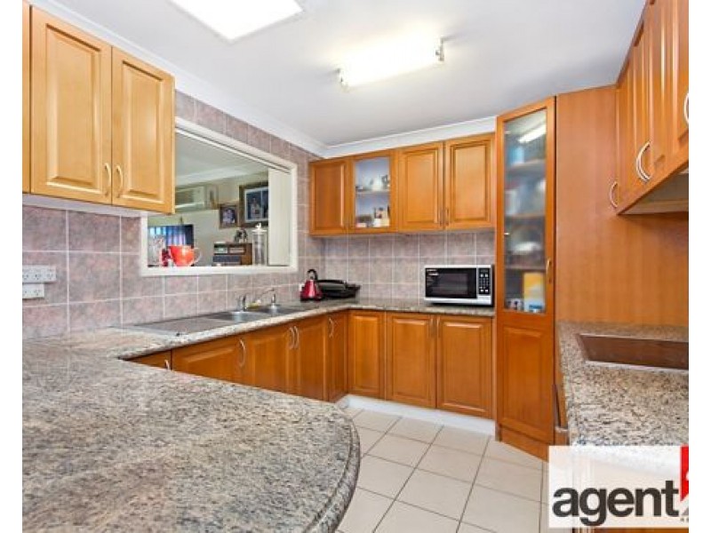 15 Dent Street, Jamisontown NSW 2750