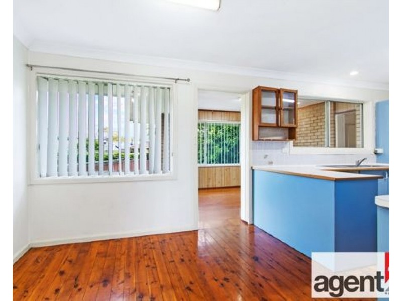 4 Perritt Place, South Penrith NSW 2750