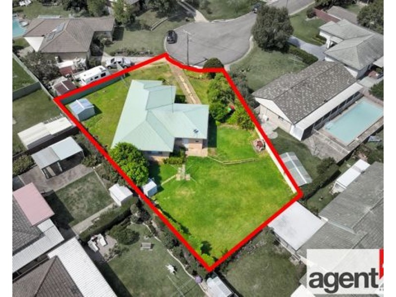 4 Perritt Place, South Penrith NSW 2750