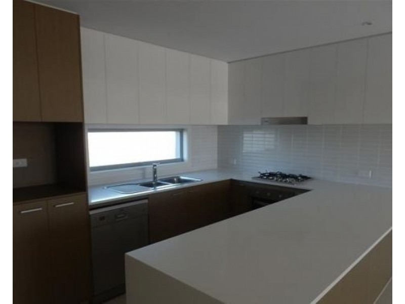 111 Lakeview Drive, Cranebrook NSW 2749