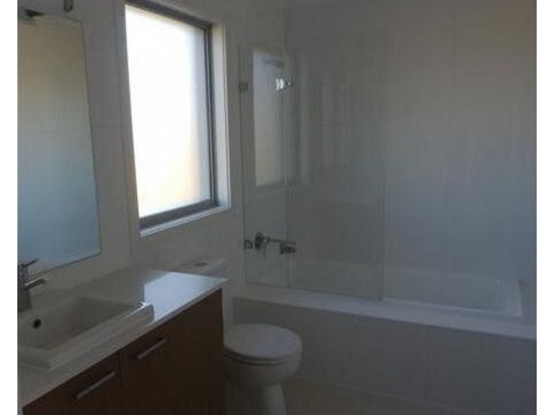 111 Lakeview Drive, Cranebrook NSW 2749