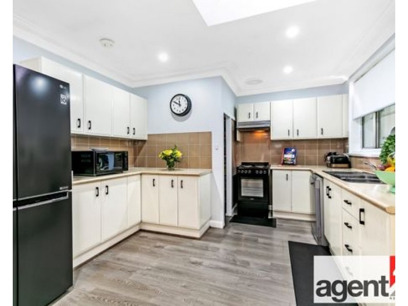 73 Kareela Avenue, Penrith NSW 2750