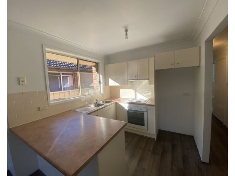 2/17 Dent Street, Jamisontown NSW 2750