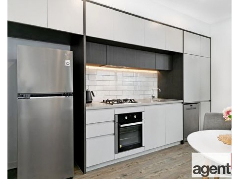 702/81A Lord Sheffield Cct, Penrith NSW 2750