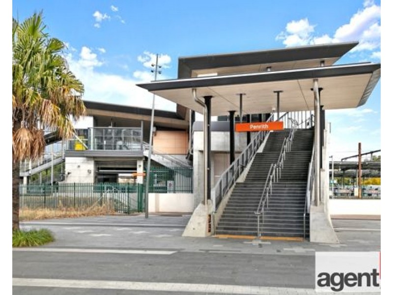 702/81A Lord Sheffield Cct, Penrith NSW 2750