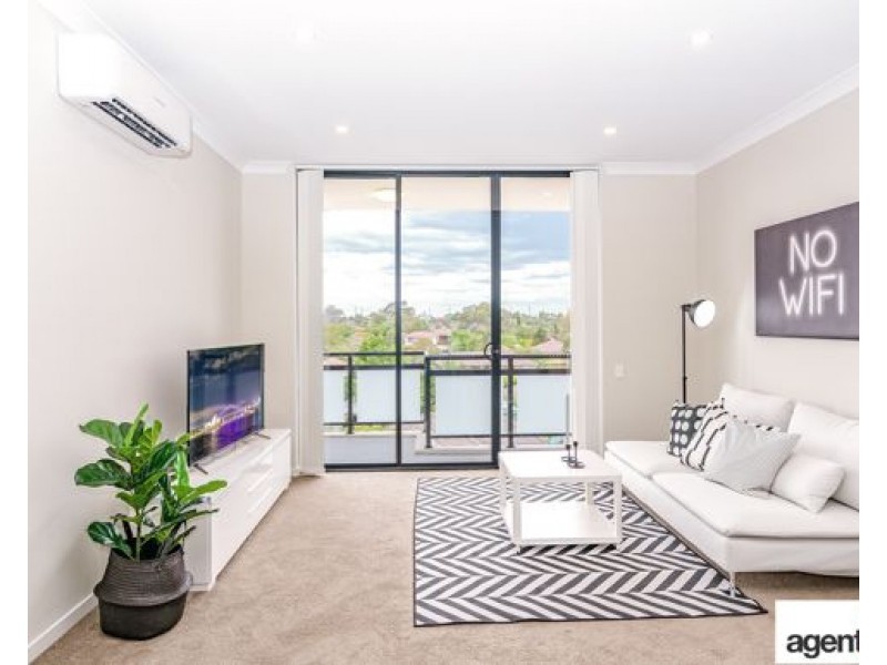 255/25-31 Hope Street, Penrith NSW 2750