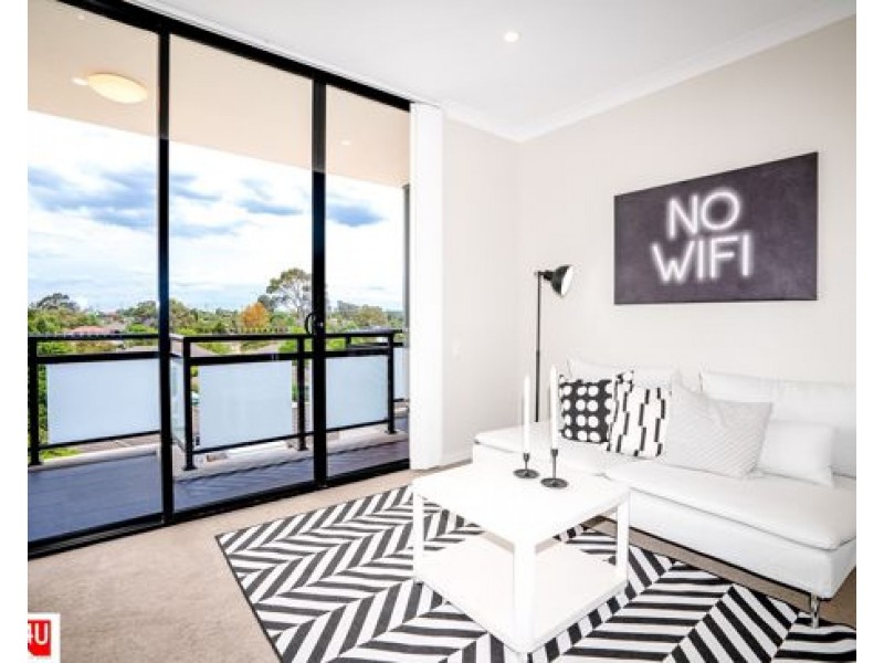 255/25-31 Hope Street, Penrith NSW 2750