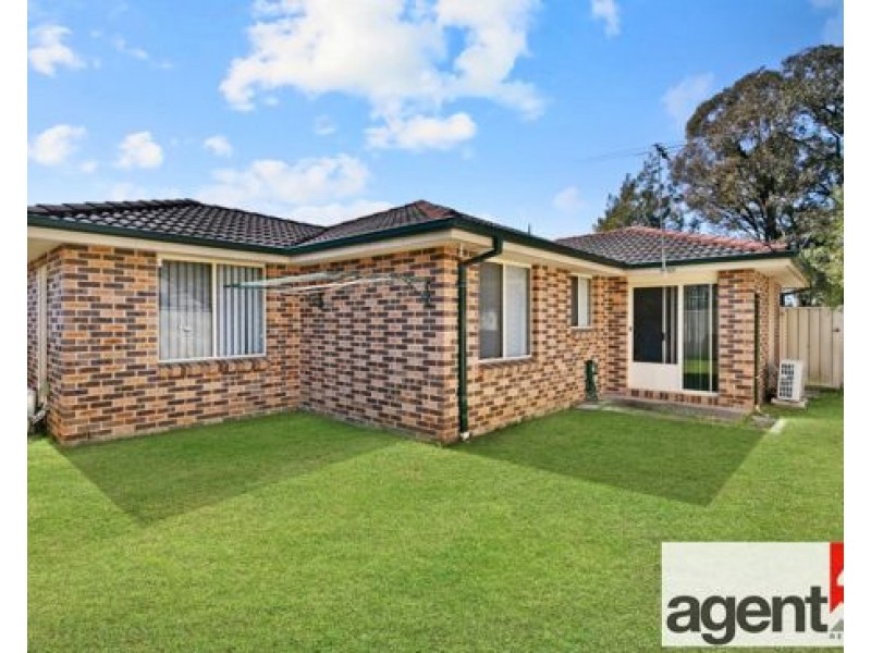 2B Whitcroft Place, Oxley Park NSW 2760