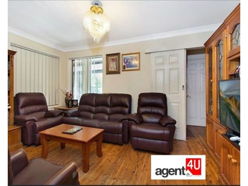 15 Dent Street, Jamisontown NSW 2750