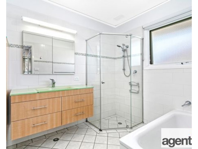 1 Loombah Avenue, South Penrith NSW 2750