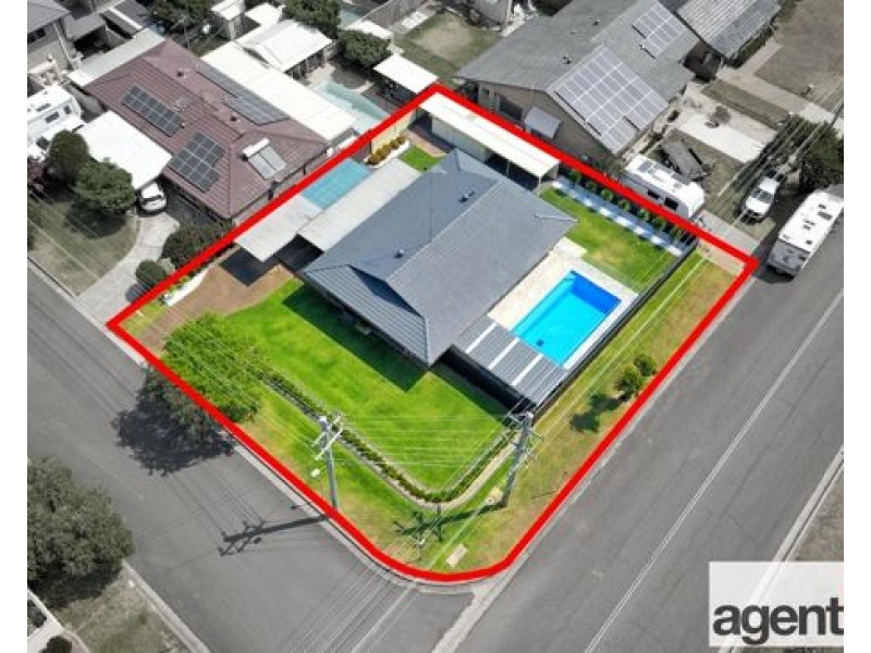 1 Loombah Avenue, South Penrith NSW 2750