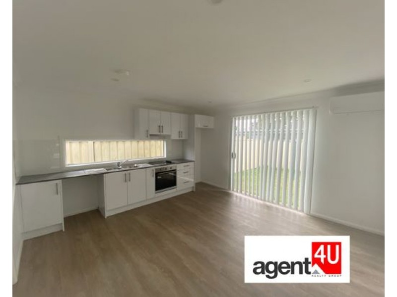 70B College Street, Cambridge Park NSW 2747