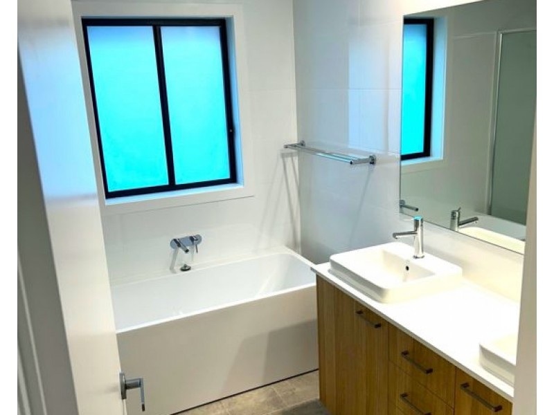 37 Peartree Circuit, Werrington NSW 2747