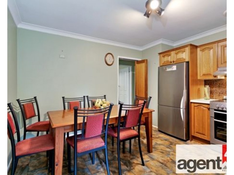 89 College Street, Cambridge Park NSW 2747