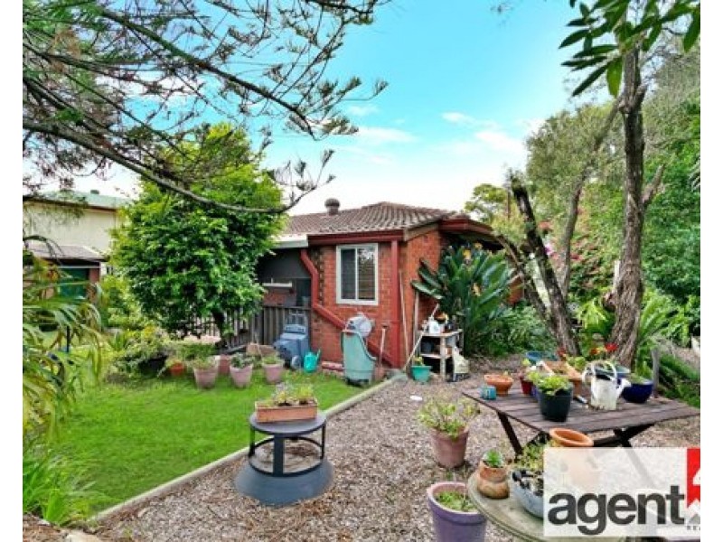 89 College Street, Cambridge Park NSW 2747