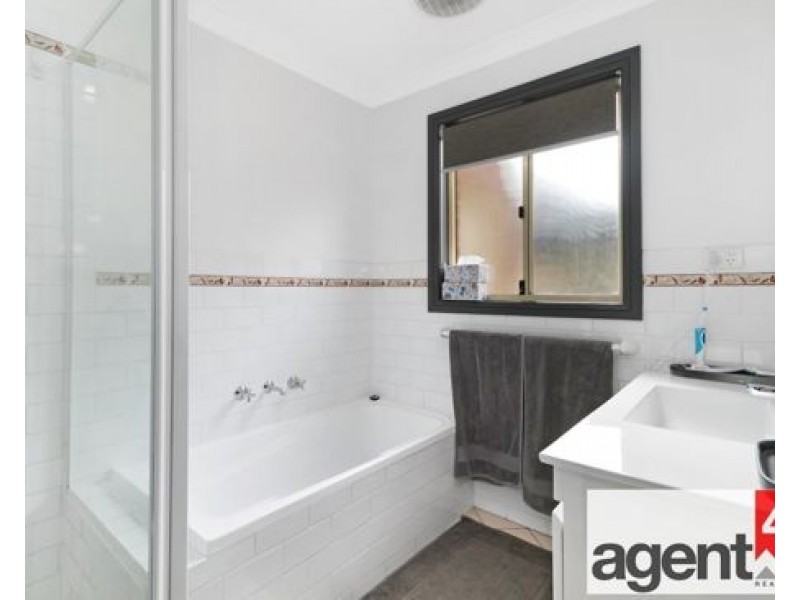 1/69A Barry Street, Cambridge Park NSW 2747