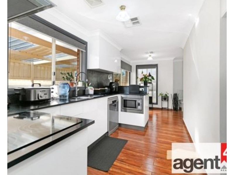 1/69A Barry Street, Cambridge Park NSW 2747