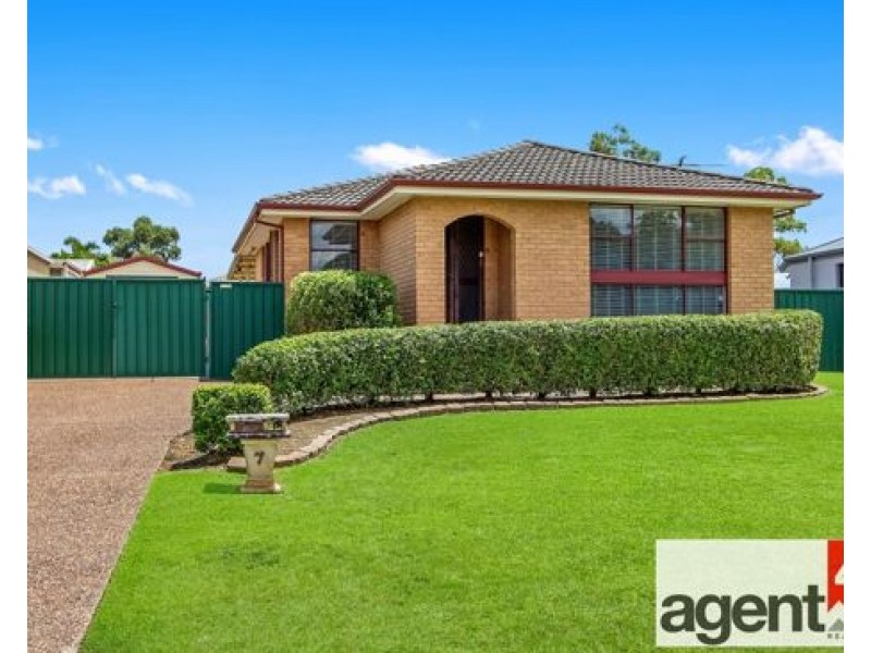 7 Settlers Glen, Werrington Downs NSW 2747
