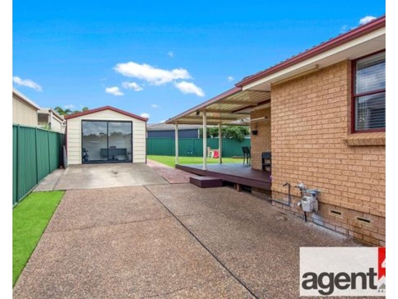 7 Settlers Glen, Werrington Downs NSW 2747