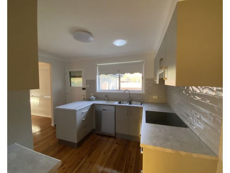 61 Goverment House Drive, Emu Plains NSW 2750