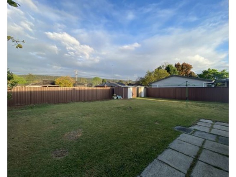 61 Goverment House Drive, Emu Plains NSW 2750