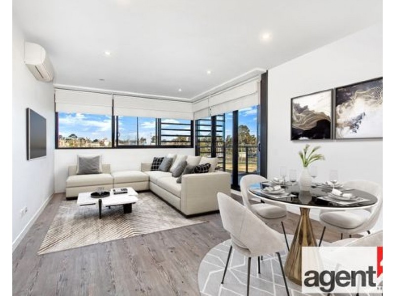 302/81B Lord Sheffield Cct, Penrith NSW 2750