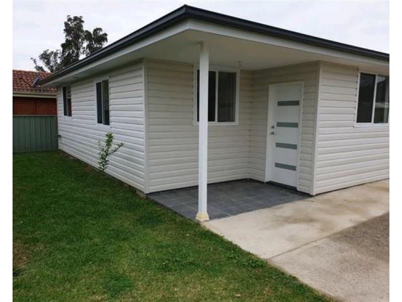 32A Windermere Avenue, Cambridge Park NSW 2747