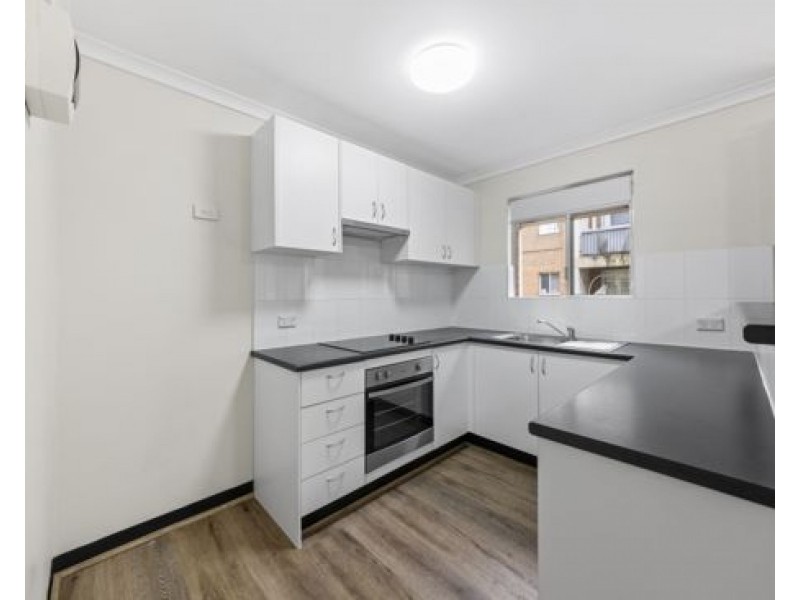 4A/9-19 York Road, Jamisontown NSW 2750