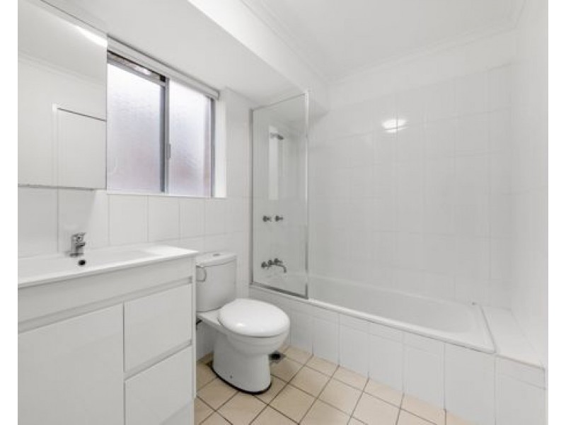 4A/9-19 York Road, Jamisontown NSW 2750