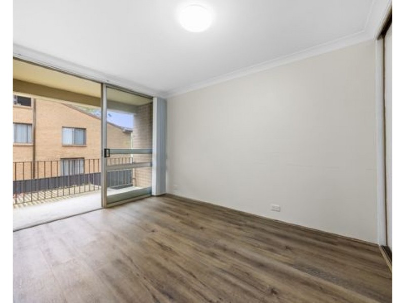 4A/9-19 York Road, Jamisontown NSW 2750