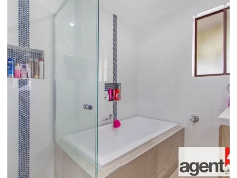 7 Settlers Glen, Werrington Downs NSW 2747