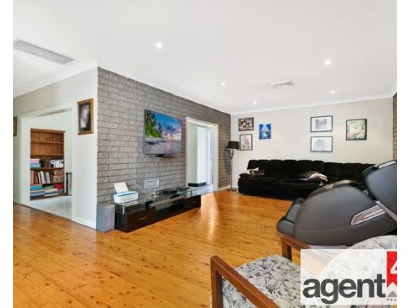 49 Maxwell Street, South Penrith NSW 2750