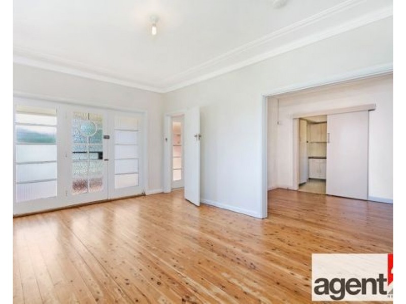 48 Castlereagh Street, Penrith NSW 2750