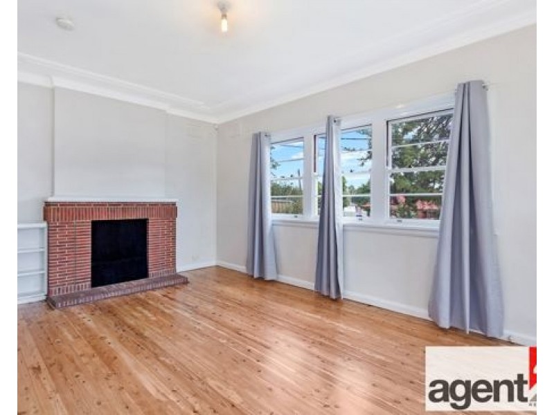 48 Castlereagh Street, Penrith NSW 2750