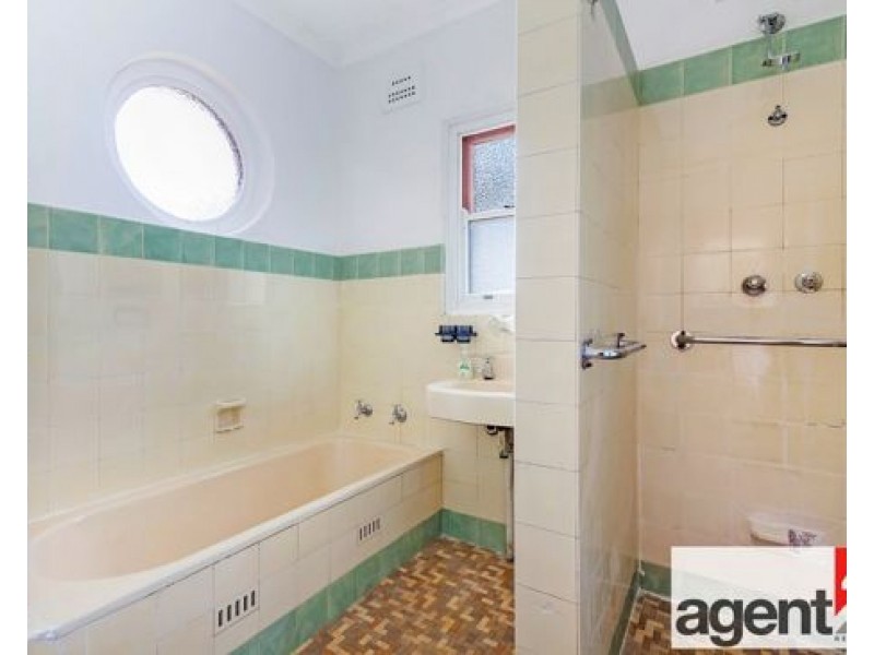 48 Castlereagh Street, Penrith NSW 2750