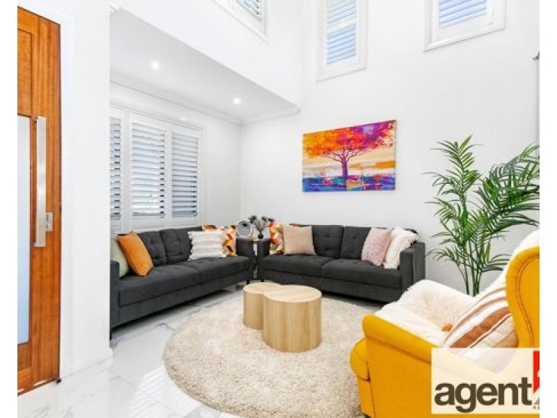 28 Galloway Road, Glenmore Park NSW 2745