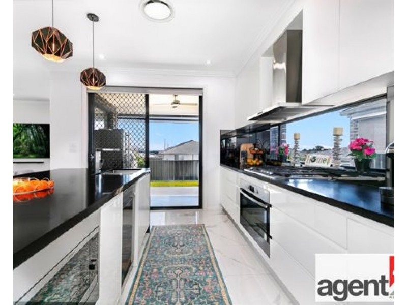 28 Galloway Road, Glenmore Park NSW 2745