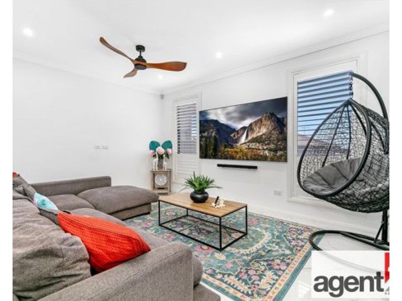 28 Galloway Road, Glenmore Park NSW 2745