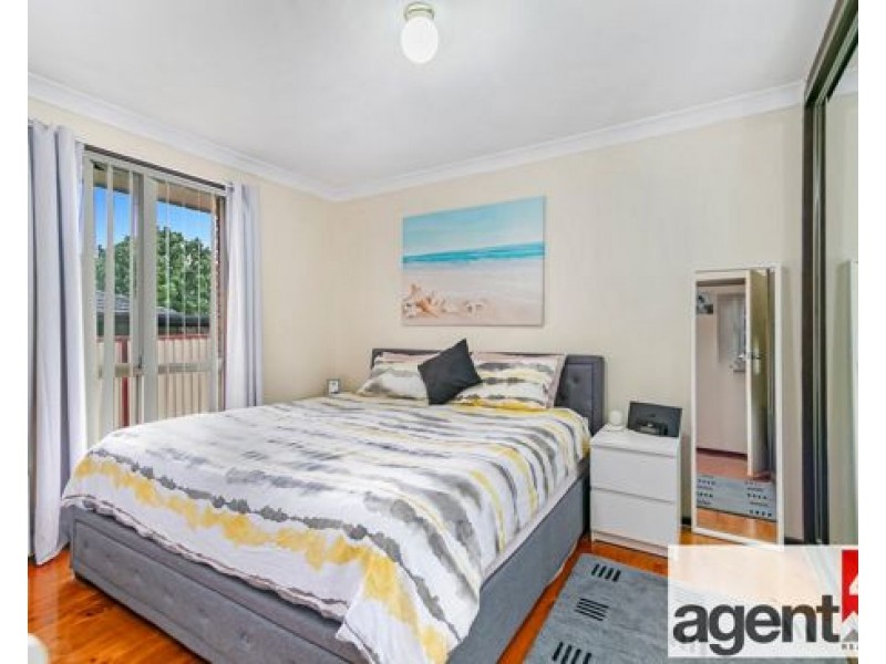17 Bellini Place, St Clair NSW 2759