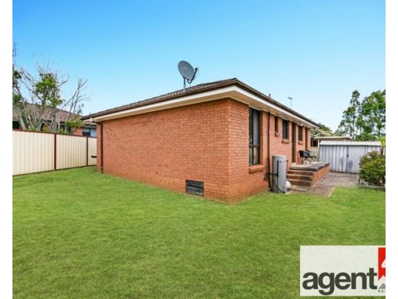 17 Bellini Place, St Clair NSW 2759