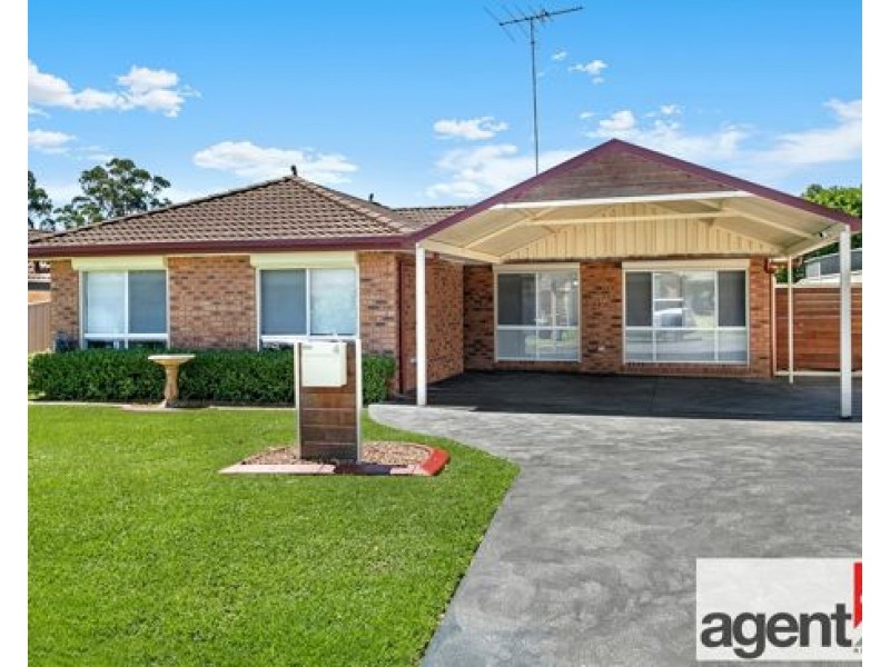 4 Chausson Place, Cranebrook NSW 2749